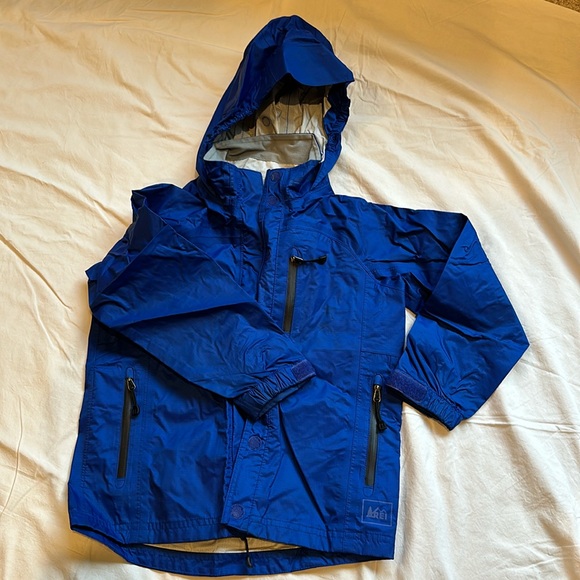 REI Rain Jacket Boys XXS 4-5 - Picture 1 of 4